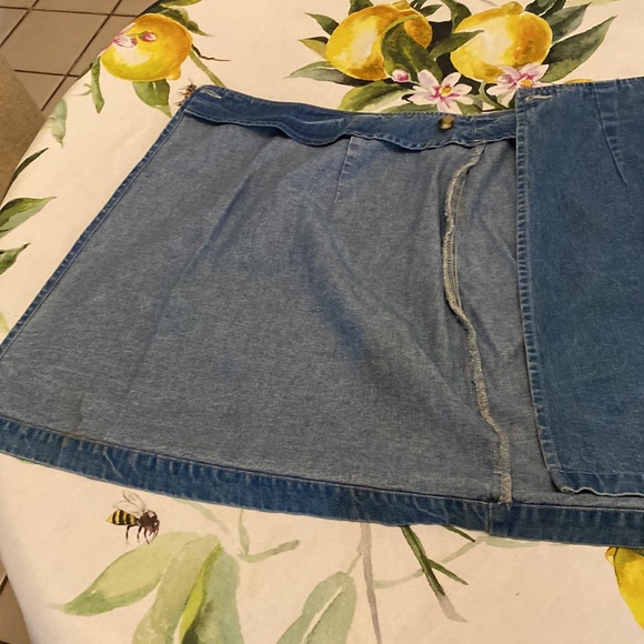 Eddie Bauer Denim Wrap Skirt Size 6 - Picture 6 of 7